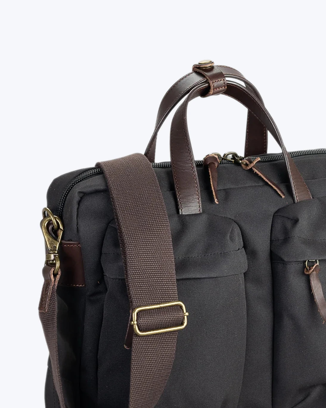 MALETÍN NEGRO PROPERTY OF