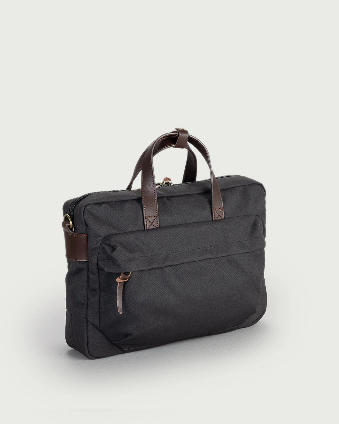 MALETÍN NEGRO PROPERTY OF