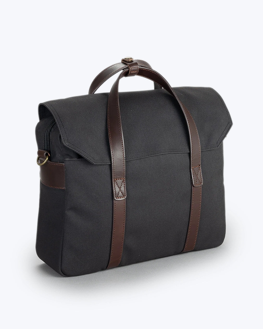 MALETÍN PROPERTY OF