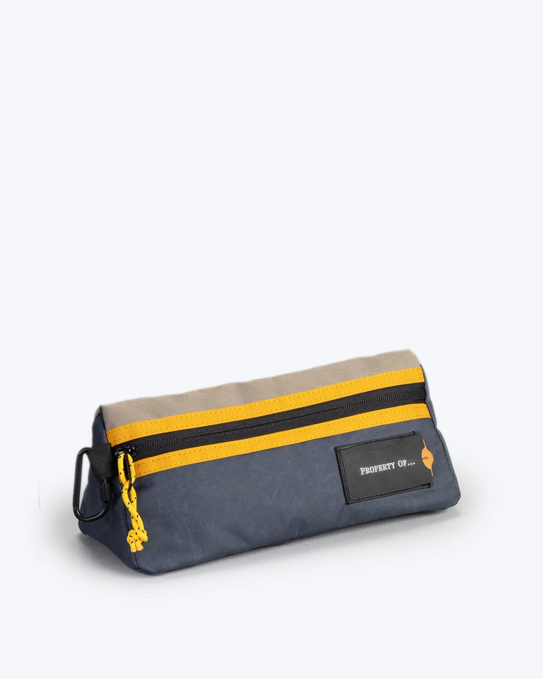 NECESER LIV TRIANGLE GRIS Y AMARILLO PROPERTY OF