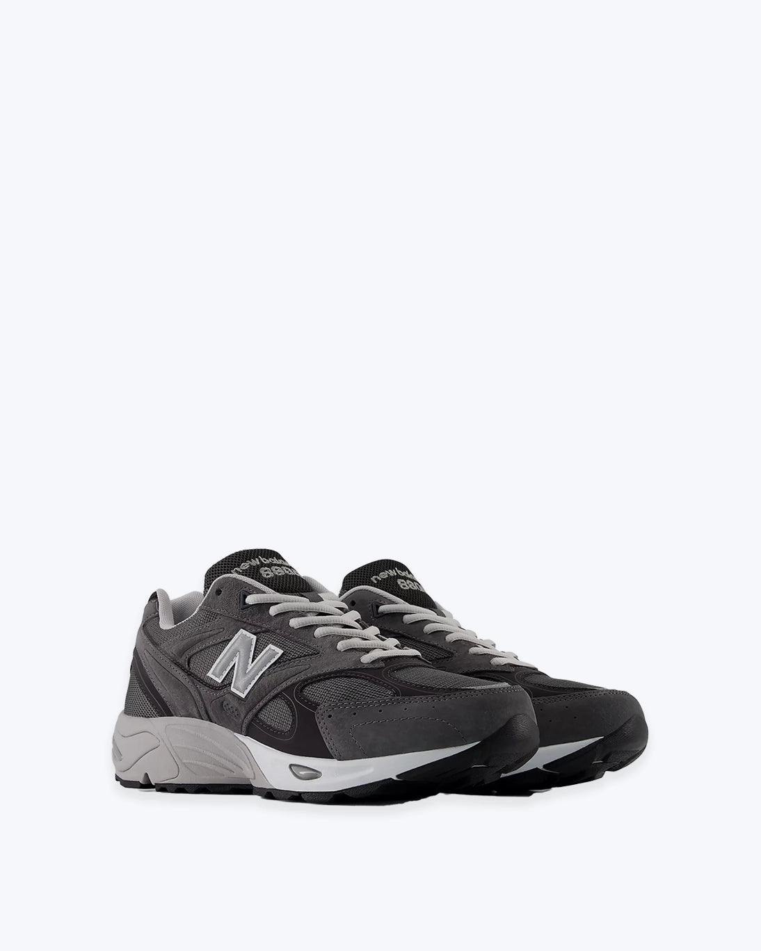 ZAPATILLAS NEW BALANCE 880R GRIS