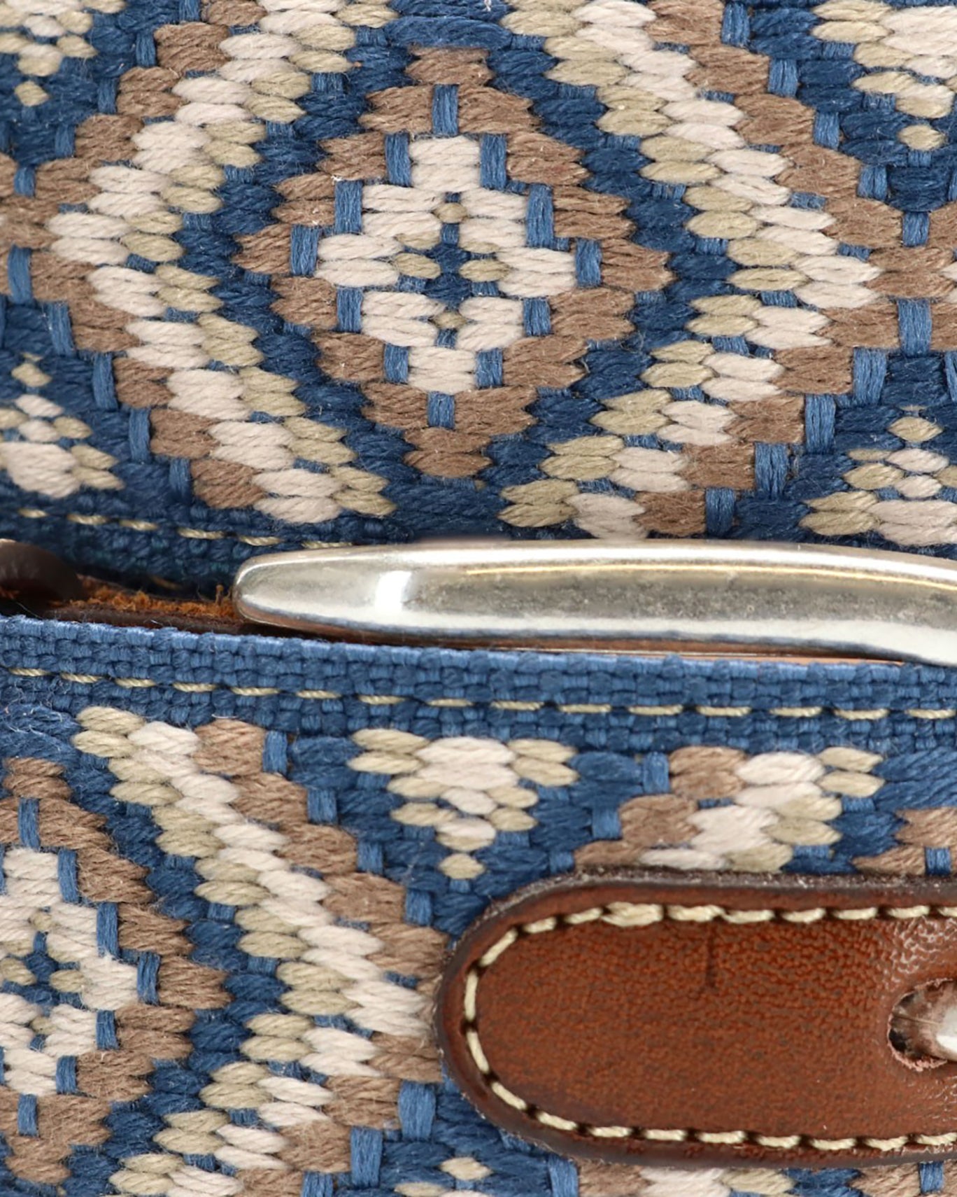 CINTURÓN ETNICO TWAY