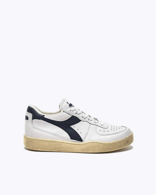 MI BASKET LOW USED DIADORA SNEAKERS