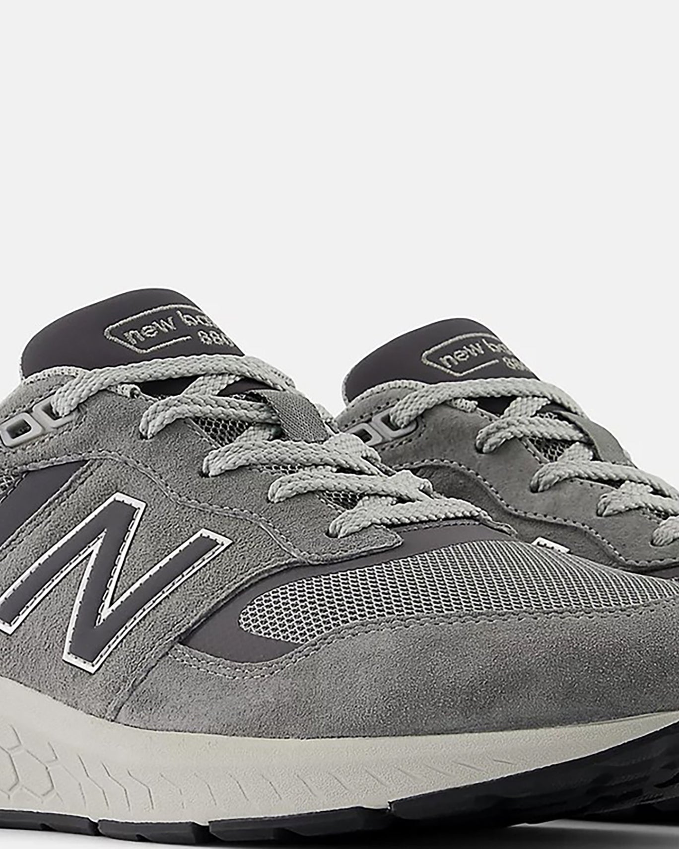 ZAPATILLAS FRESH FOAM WALKING 880 V6 NEW BALANCE