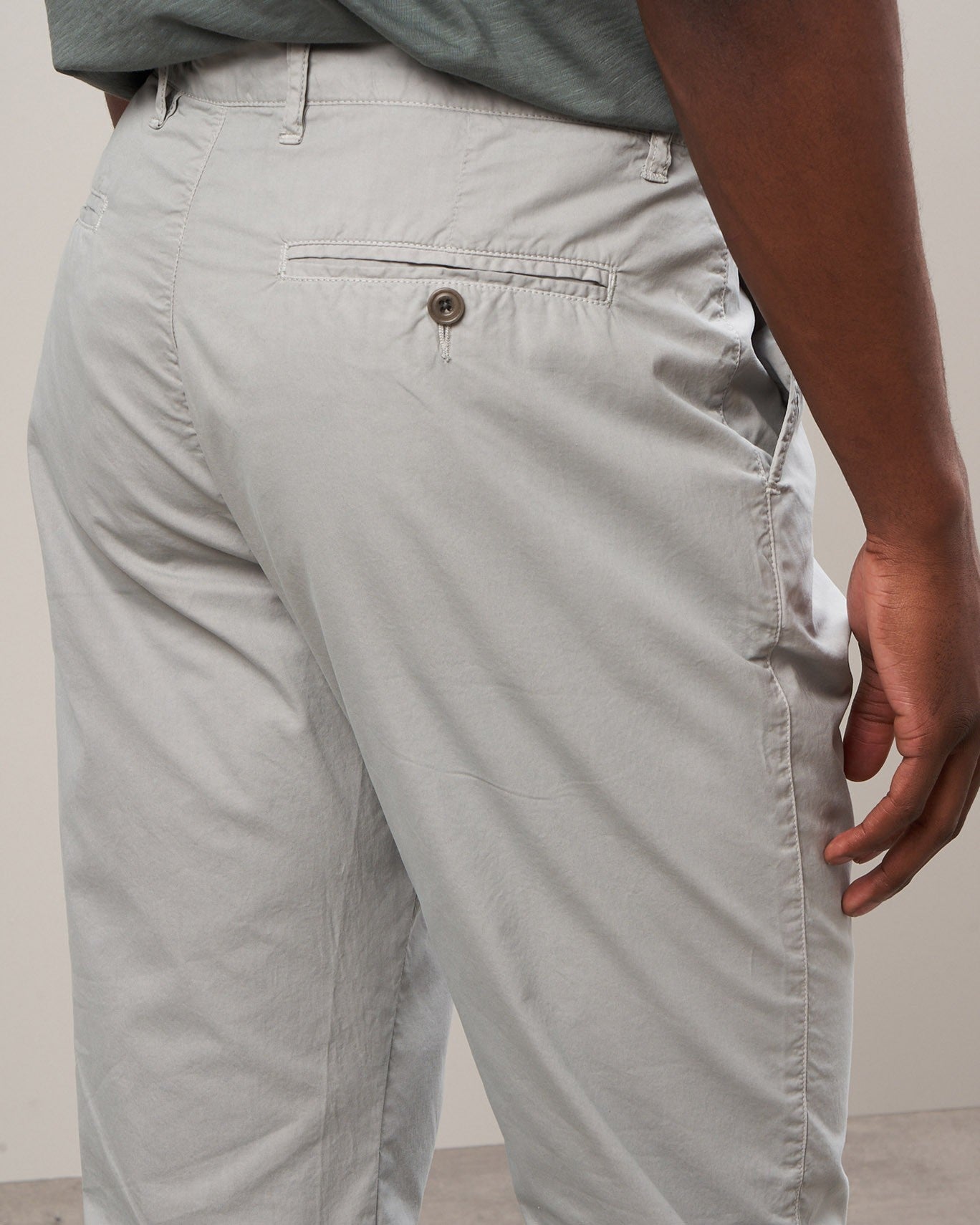 PANTALON CHINO HARTFORD 101/GRIS / 56