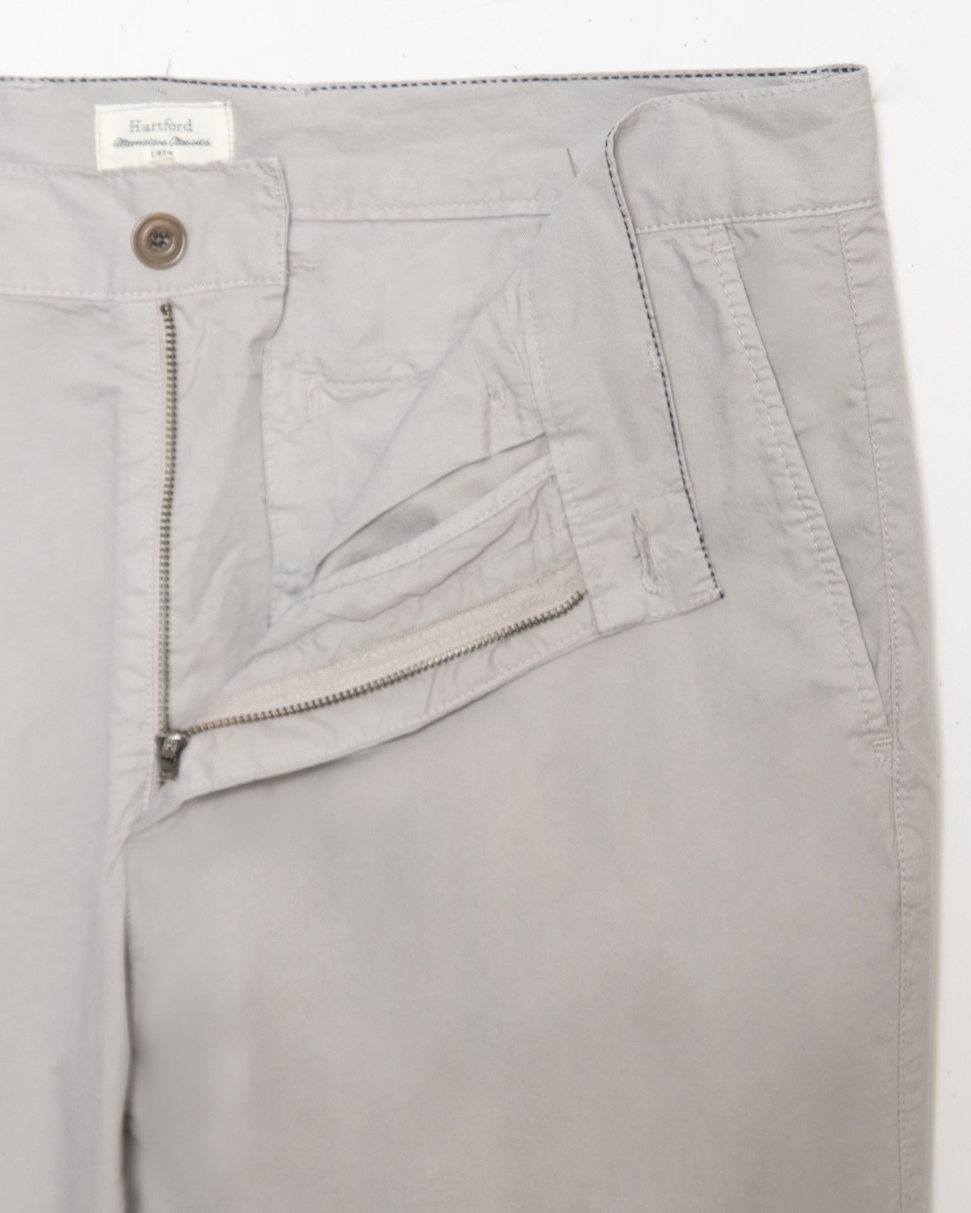 PANTALON CHINO HARTFORD 101/GRIS / 56