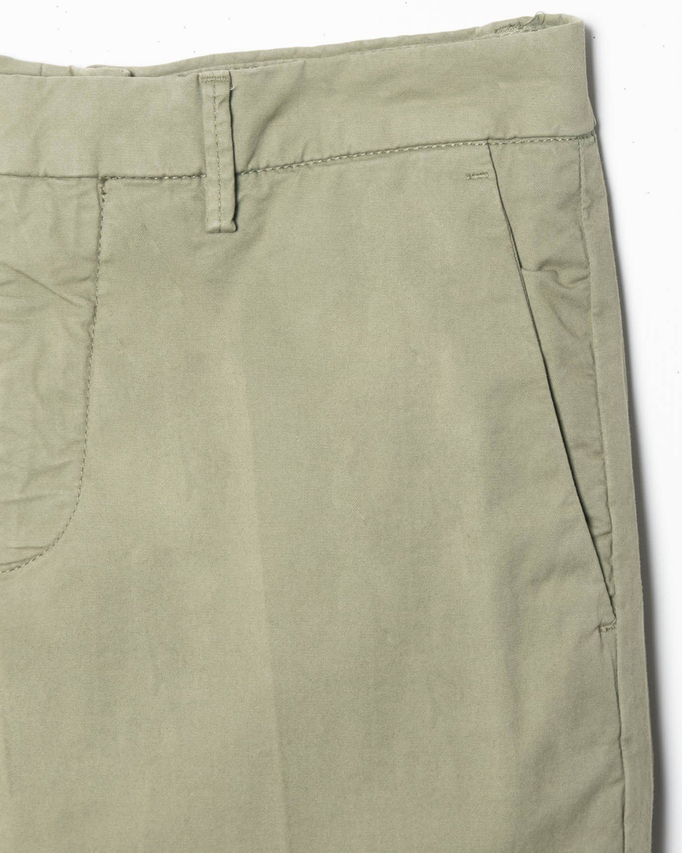 PANTALÓN CHINO SEVENTY 075/VERDE / 56