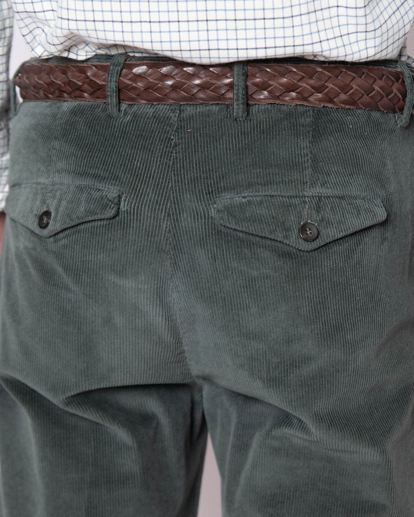 PANTALÓN CHINO PANA SEVENTY PT867/PANA VERDE OSC. / 56