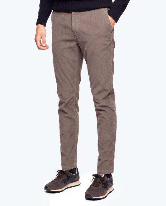 PANTALÓN CHINO DE PANA TOPO BOMBOOGIE